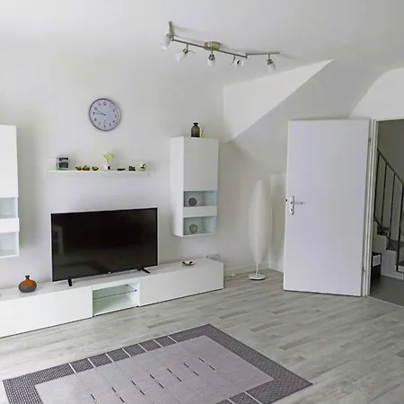 Heide Mit Garten Und Terrasse By Interhome Holiday home Bad Fallingbostel